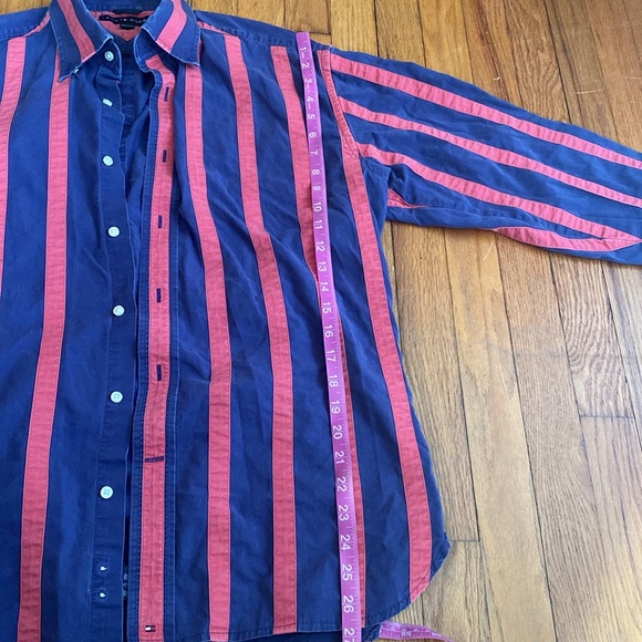 Vintage 90’s Tommy Hilfiger button down - Picture 5 of 10